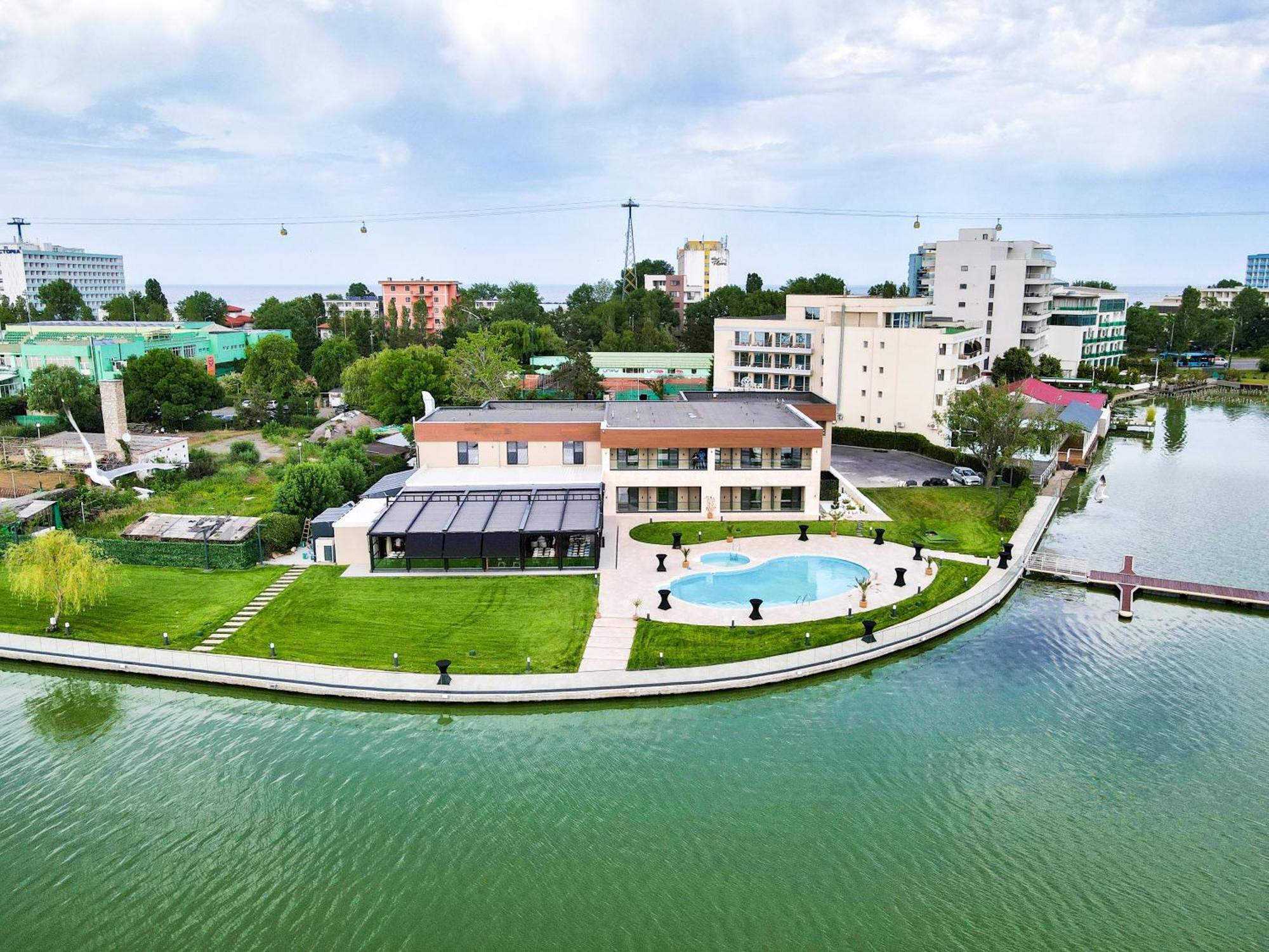 Belinda Hotel Mamaia Adults Only Ngoại thất bức ảnh