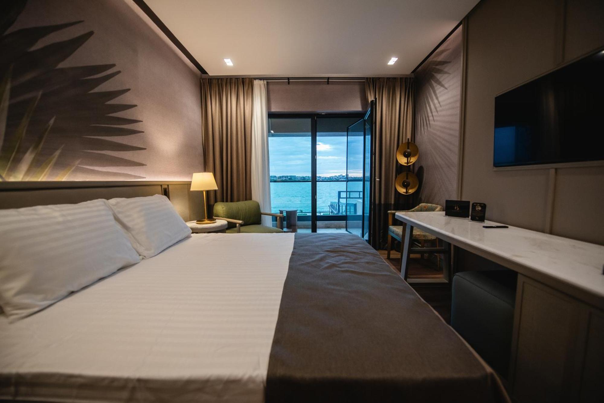 Belinda Hotel Mamaia Adults Only Ngoại thất bức ảnh